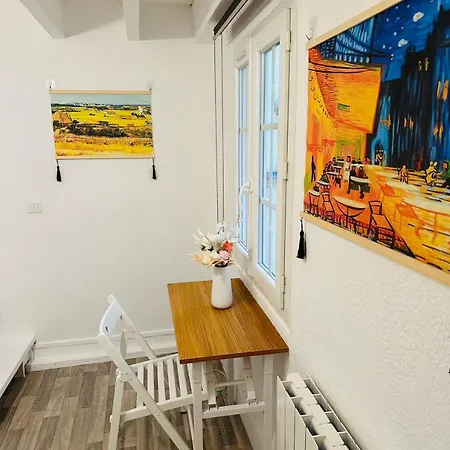 Apartment Dream Dwell - Apart In Historical Building Near Quartier Marais Paris