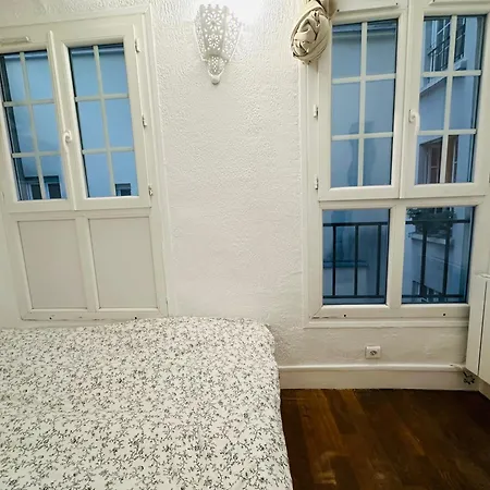 Dream Dwell - Apart In Historical Building Near Quartier Marais Paříž